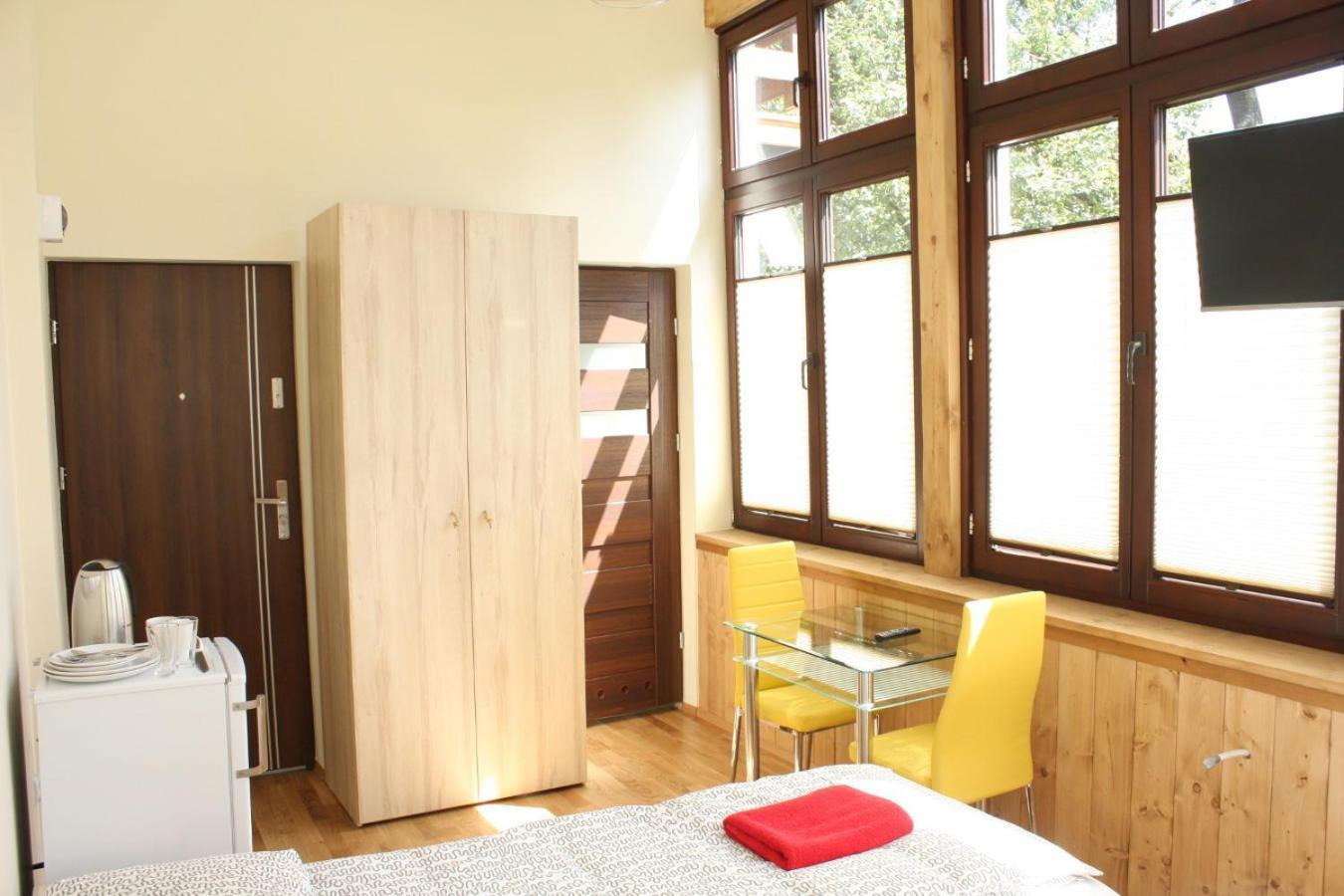 Gimnazjalna 5 - Apartamenty I Pokoje W Centrum Zakopanego Rom bilde