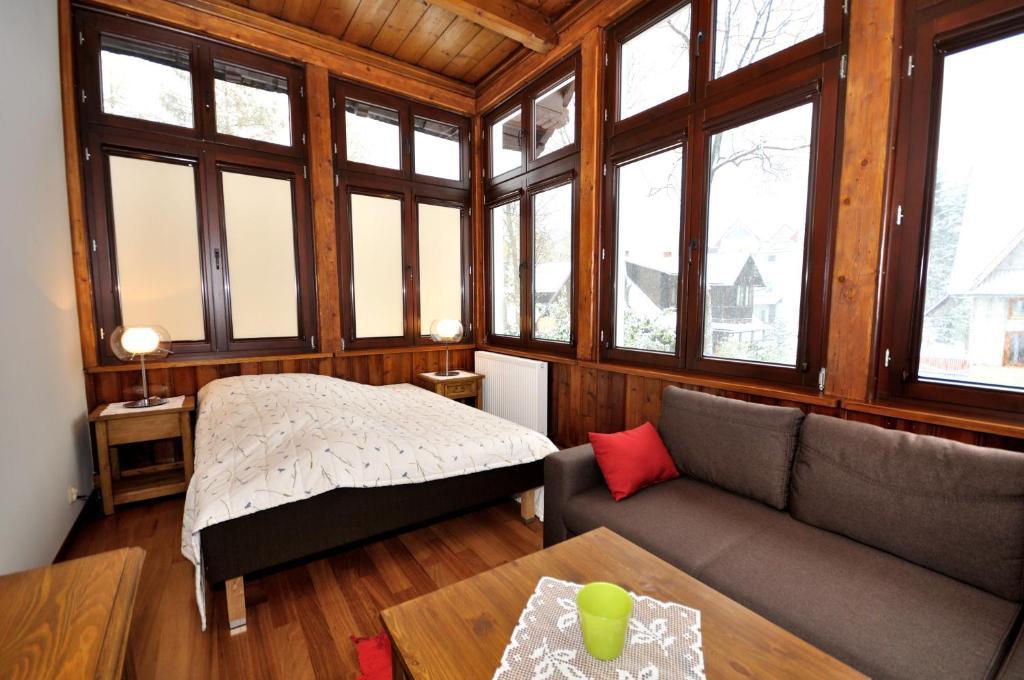 Gimnazjalna 5 - Apartamenty I Pokoje W Centrum Zakopanego Rom bilde