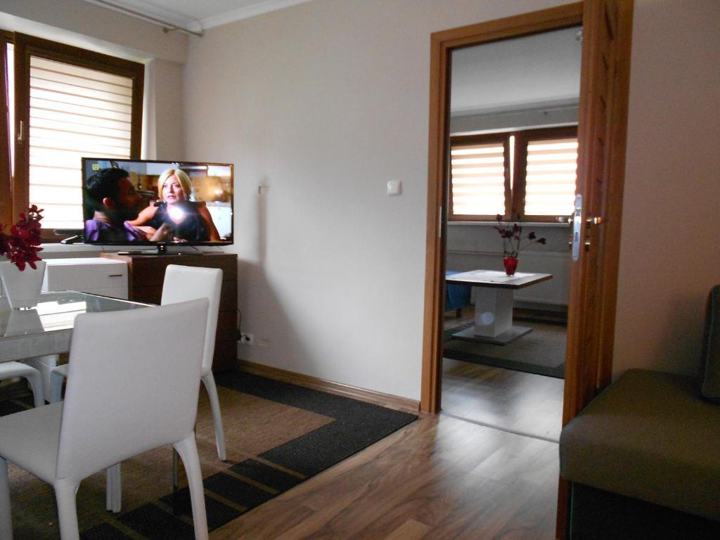 Gimnazjalna 5 - Apartamenty I Pokoje W Centrum Zakopanego Rom bilde
